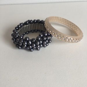 Set of BRACELETS